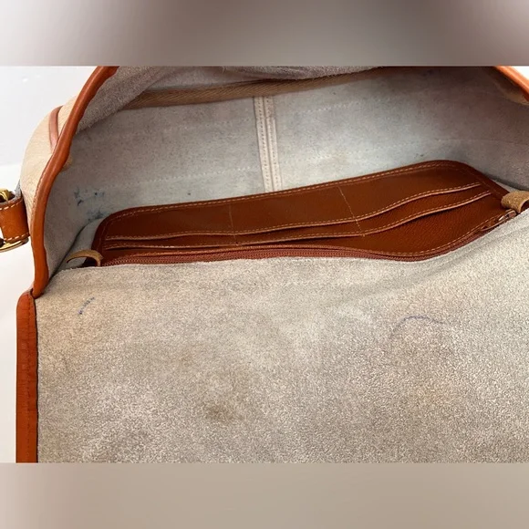 Dooney & Bourke All Weather Leather Small Flap Shoulder Bag British Tan Trim Vtg - Picture 9 of 16